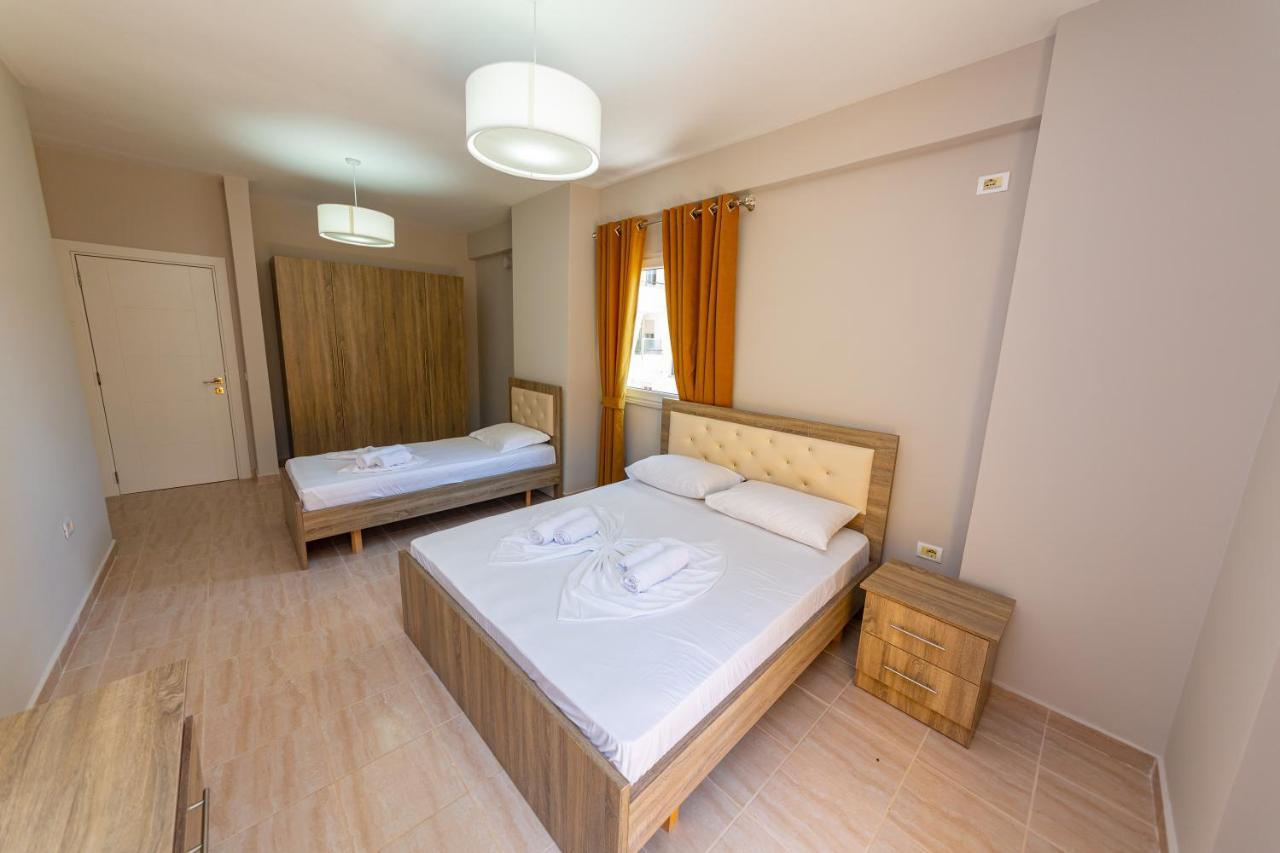 Ponari S Hotel Kryemedhej Exterior photo
