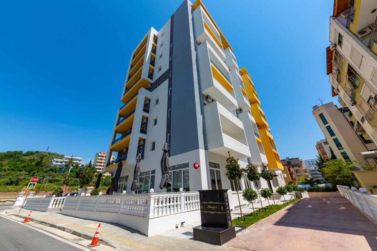 Ponari S Hotel Kryemedhej Exterior photo