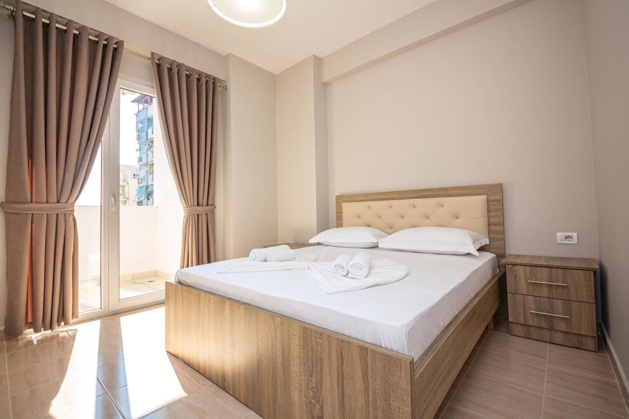 Ponari S Hotel Kryemedhej Room photo