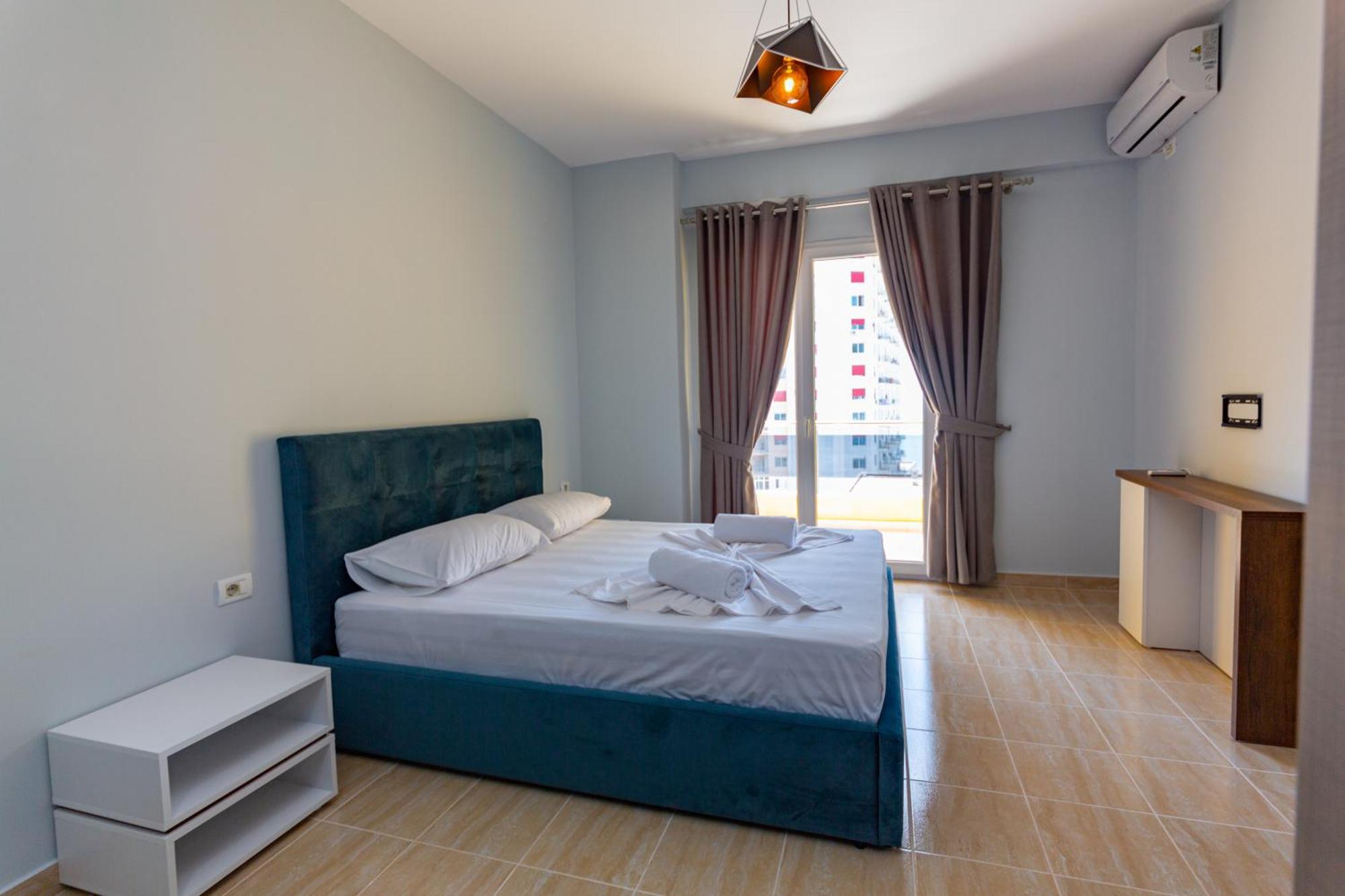 Ponari S Hotel Kryemedhej Room photo
